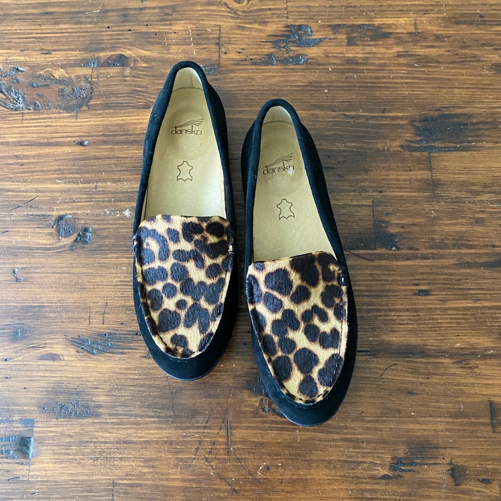 Dansko Lorri Black Suede Leopard Calf Hair Slip on Loafers Womens SZ 36 US 5.5-6